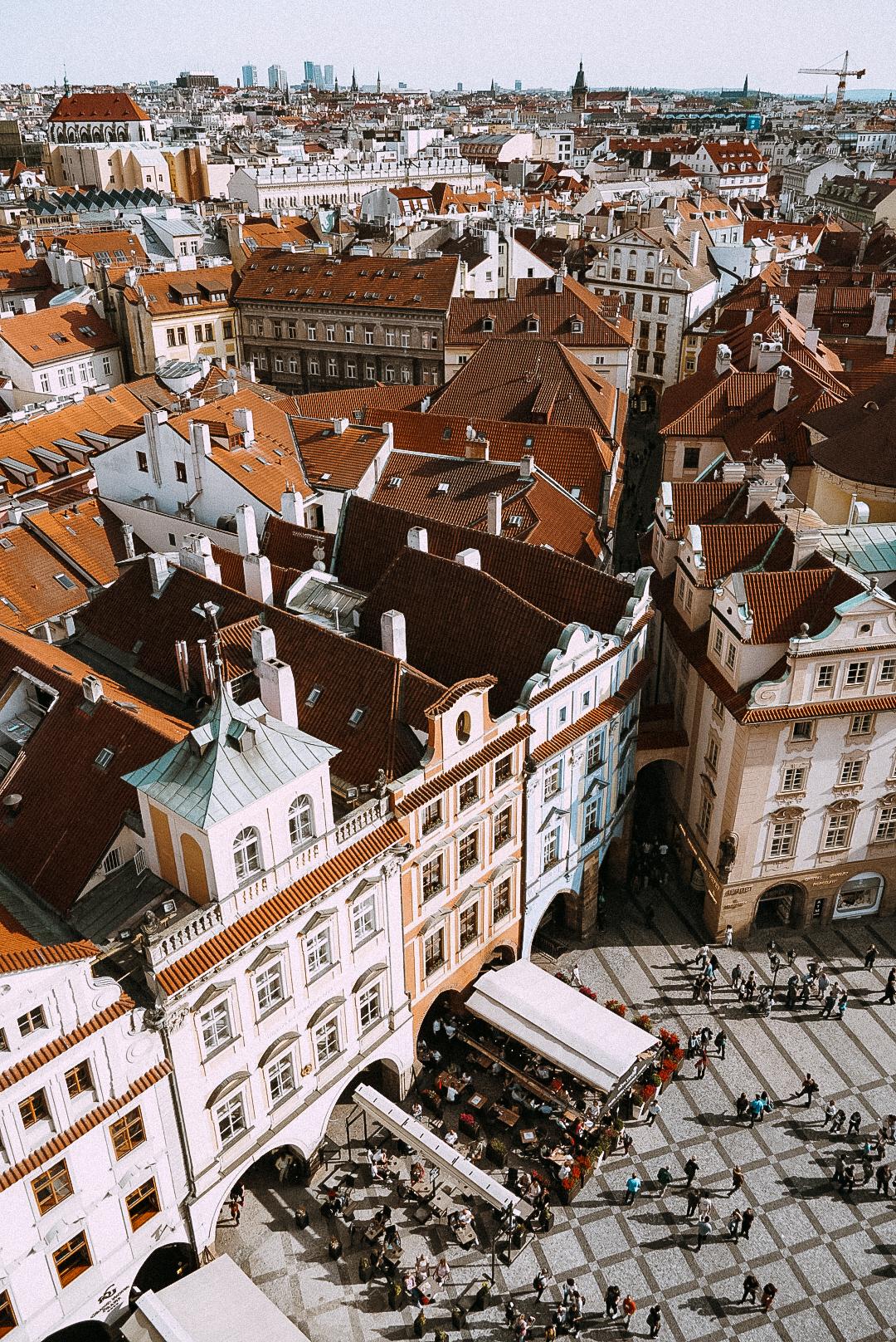vue des restaurants depuis la tour de prague