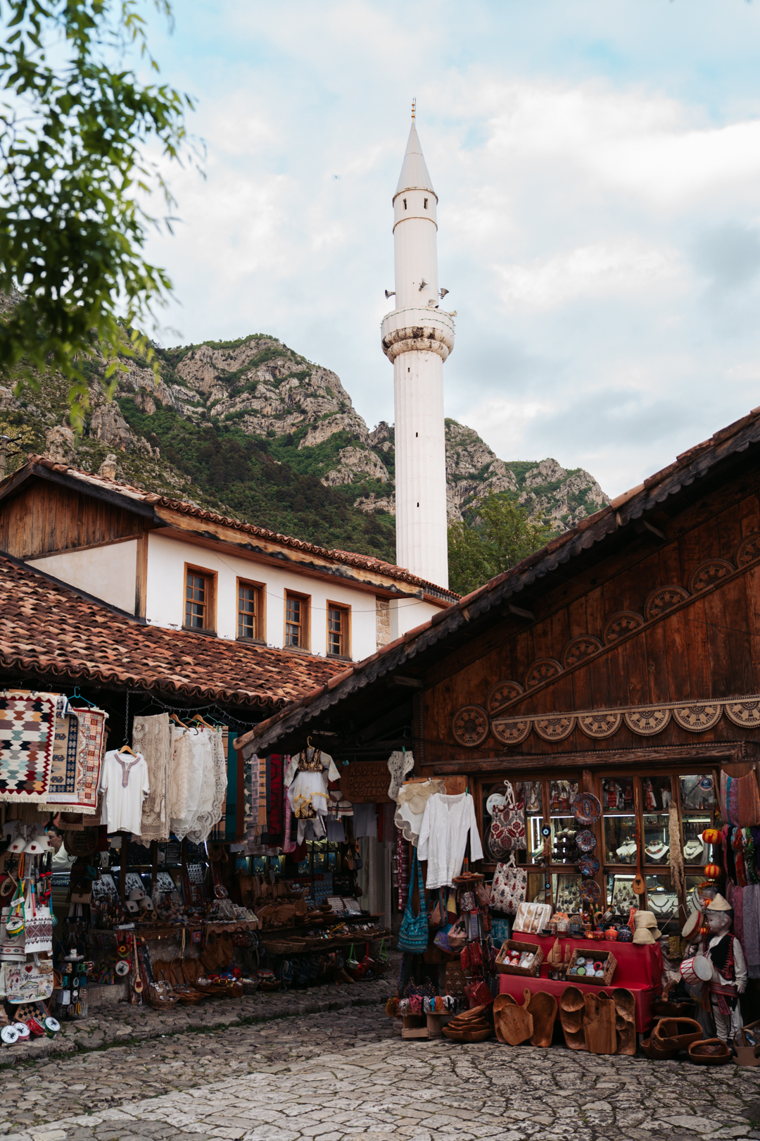 le vieux bard ottoman de Krujë dans le nord de l'Albanie