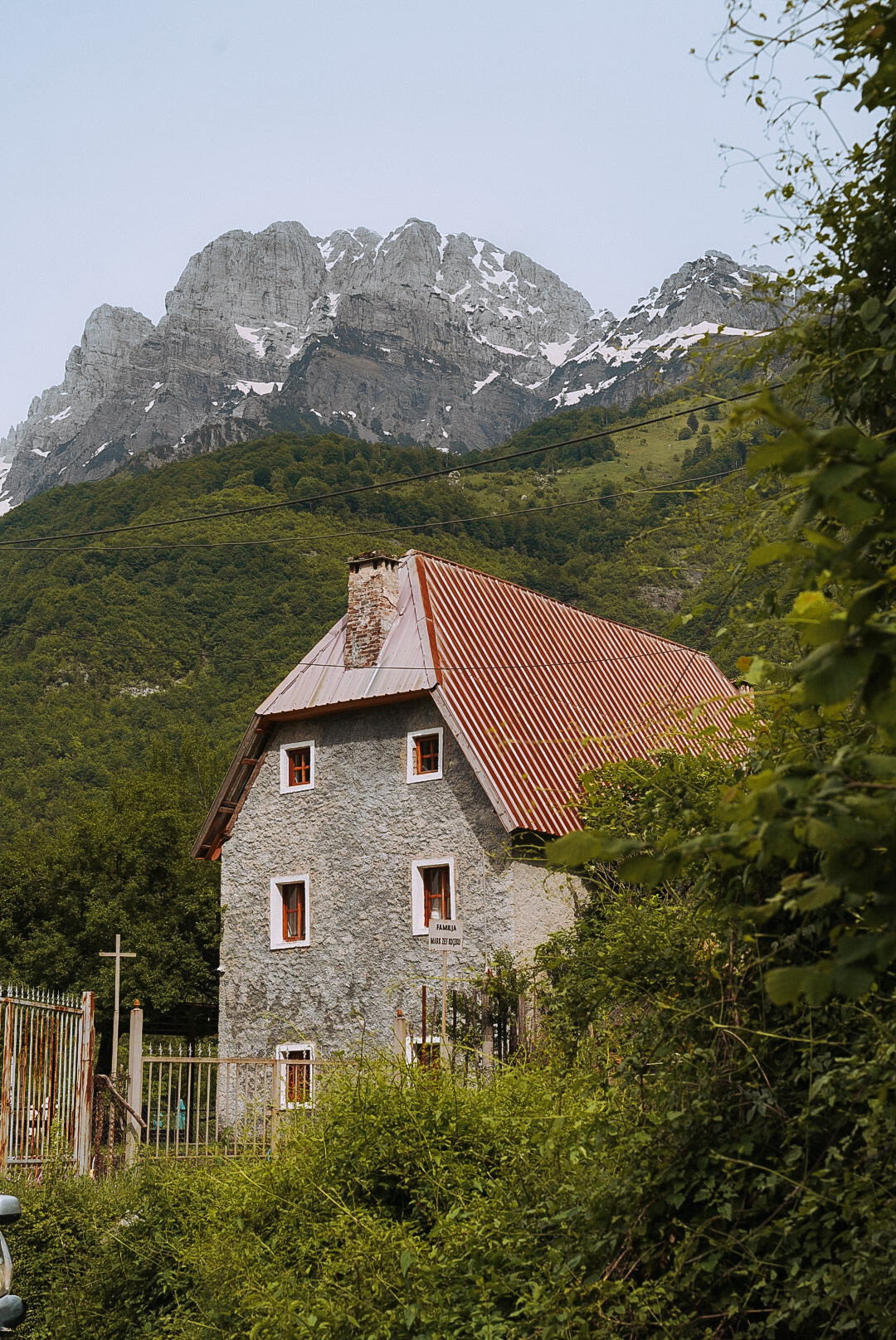 une maison typique du village de theth