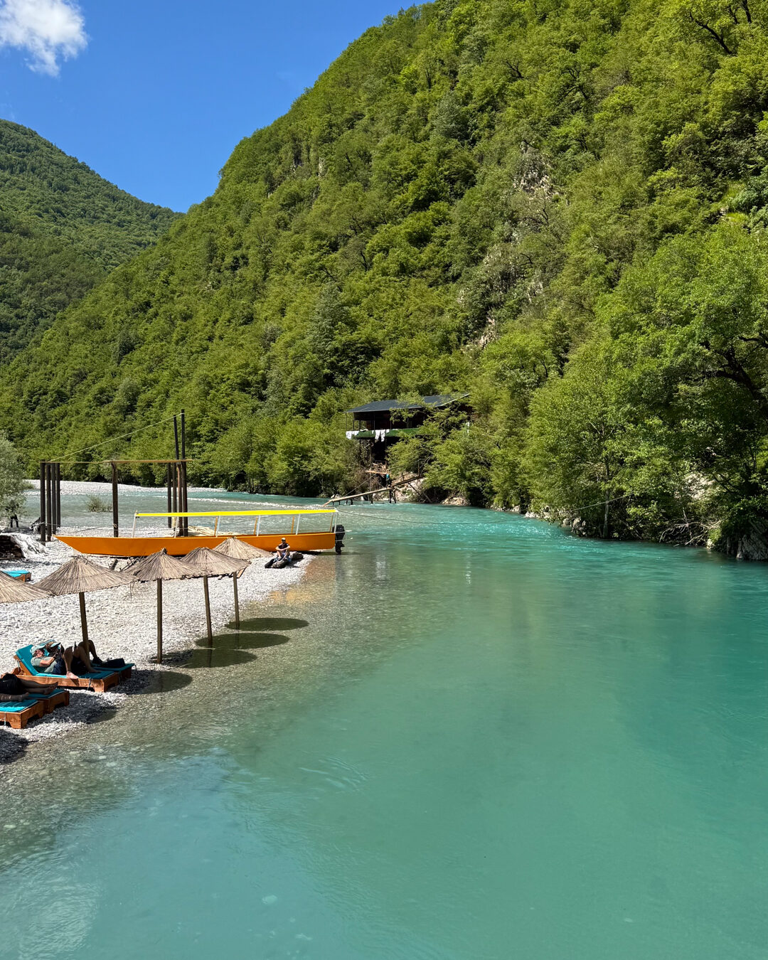 lumi i shales dans le nord de l'Albanie
