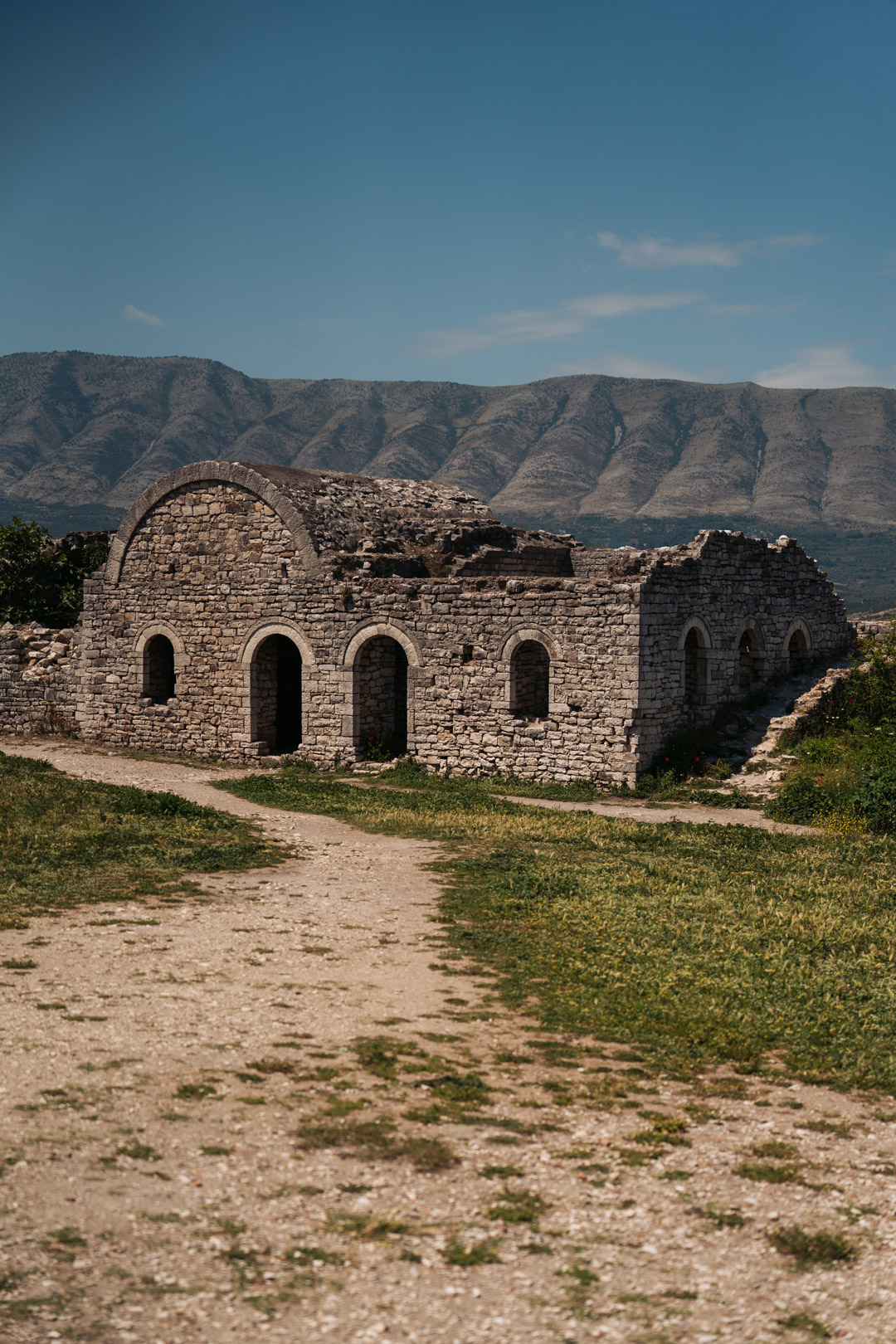 les ruines du chateau de berat