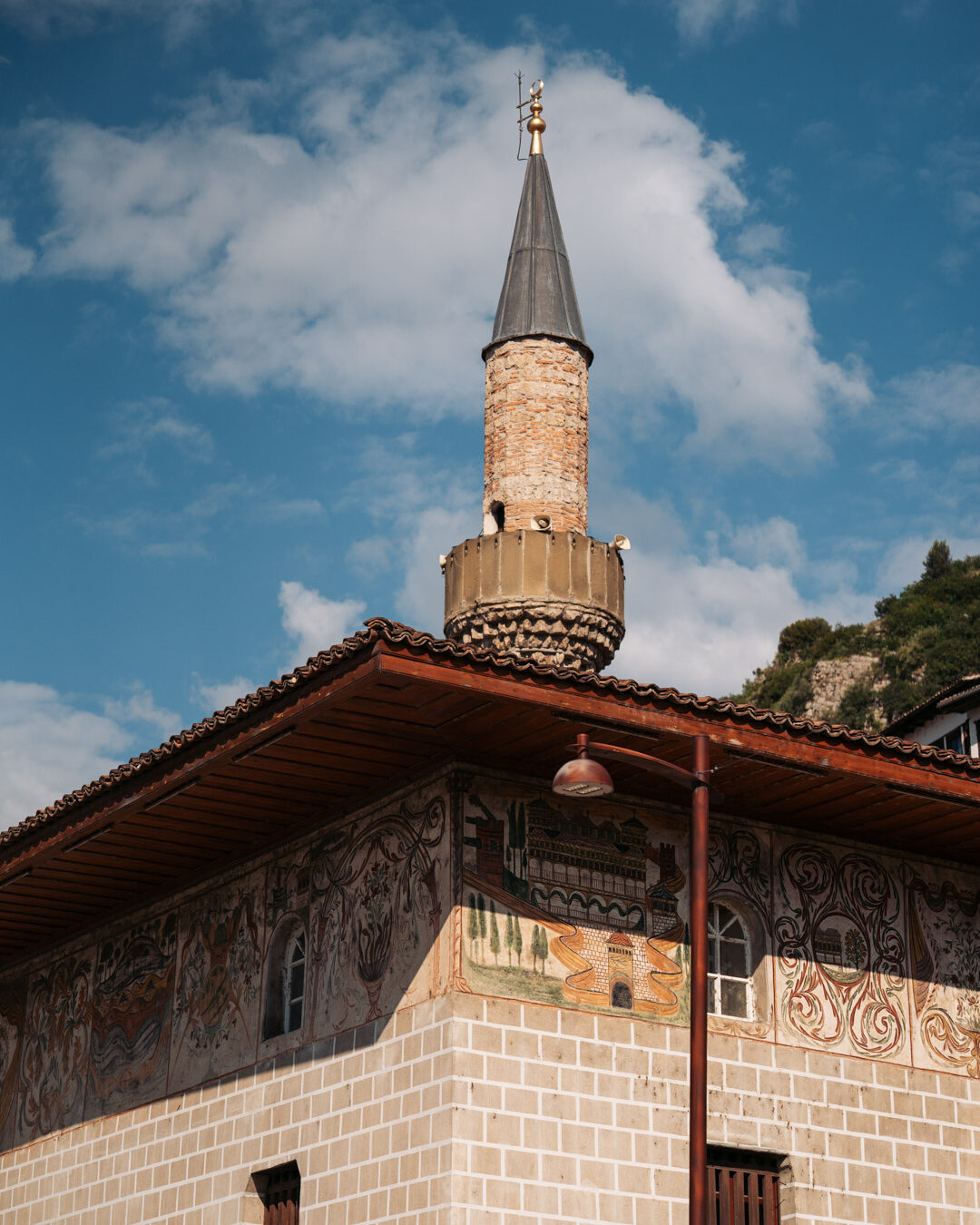 une des mosquée de berat en albanie