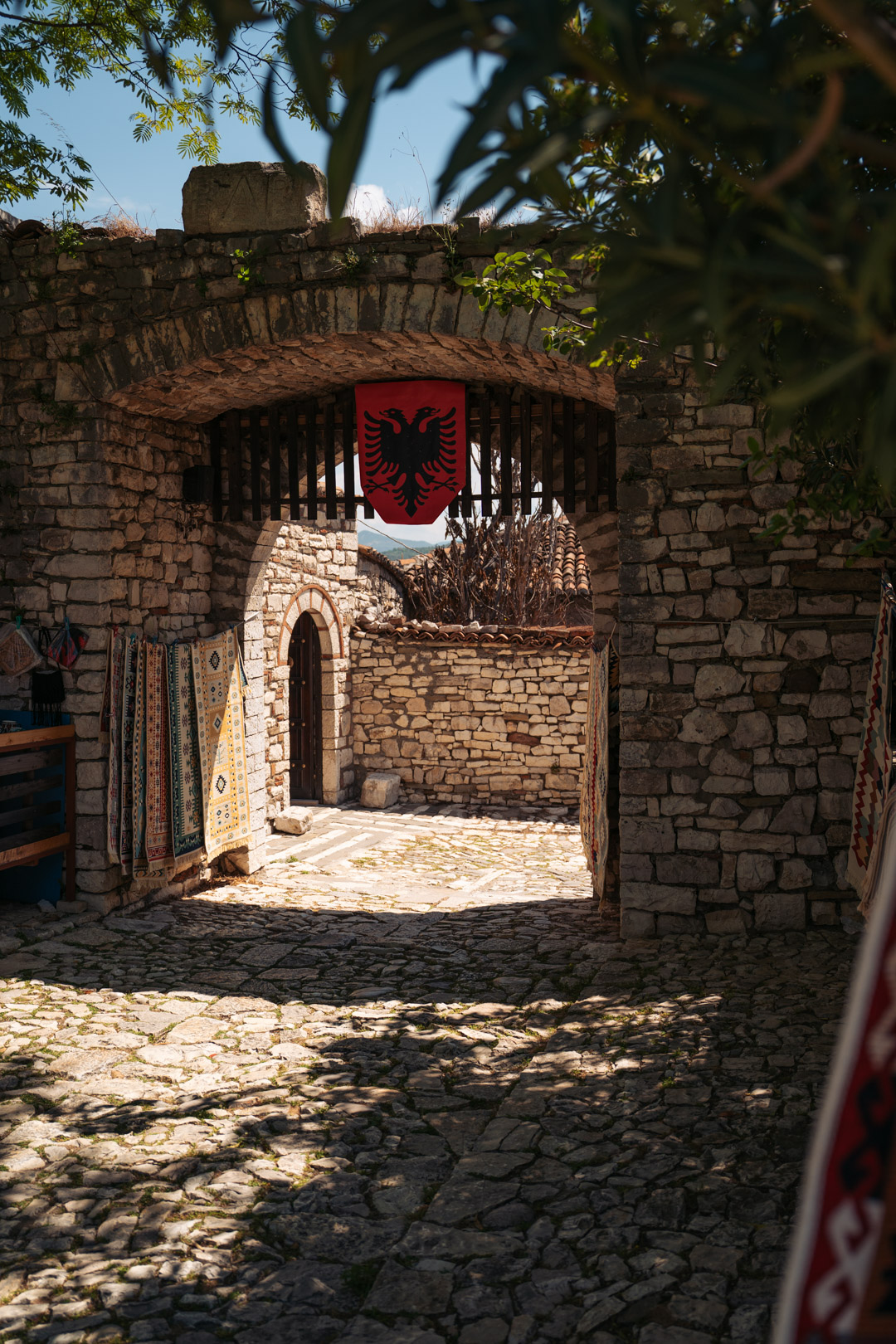 les ruelles du chateau de berat
