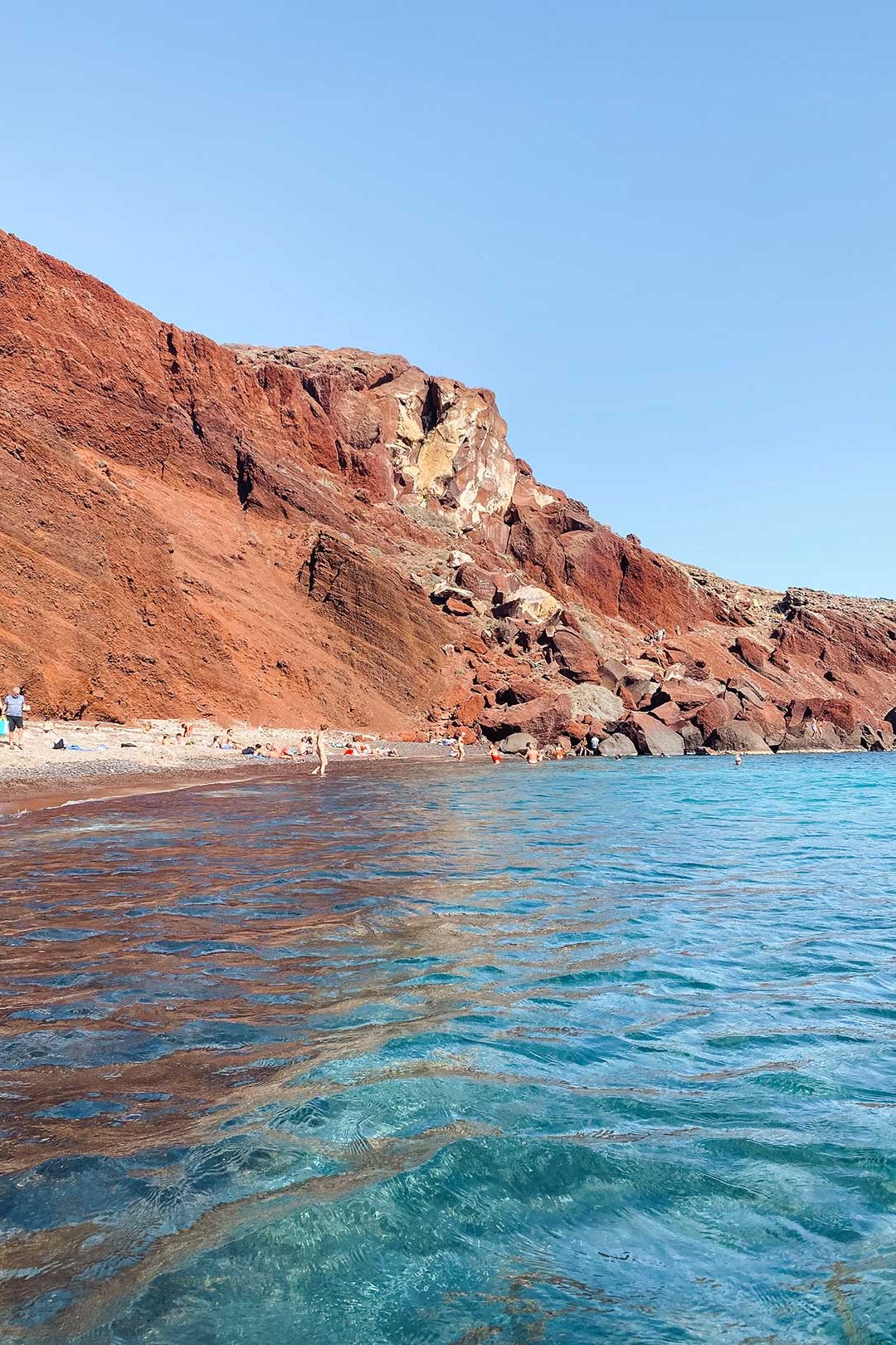 Red beach à Santorin