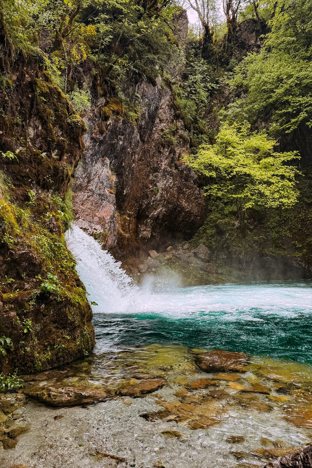 blue eye a Theth nord de l'albanie
