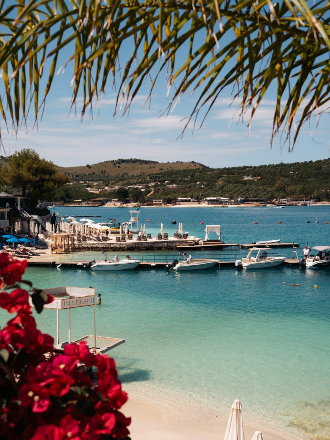 bora bora beach en albanie
