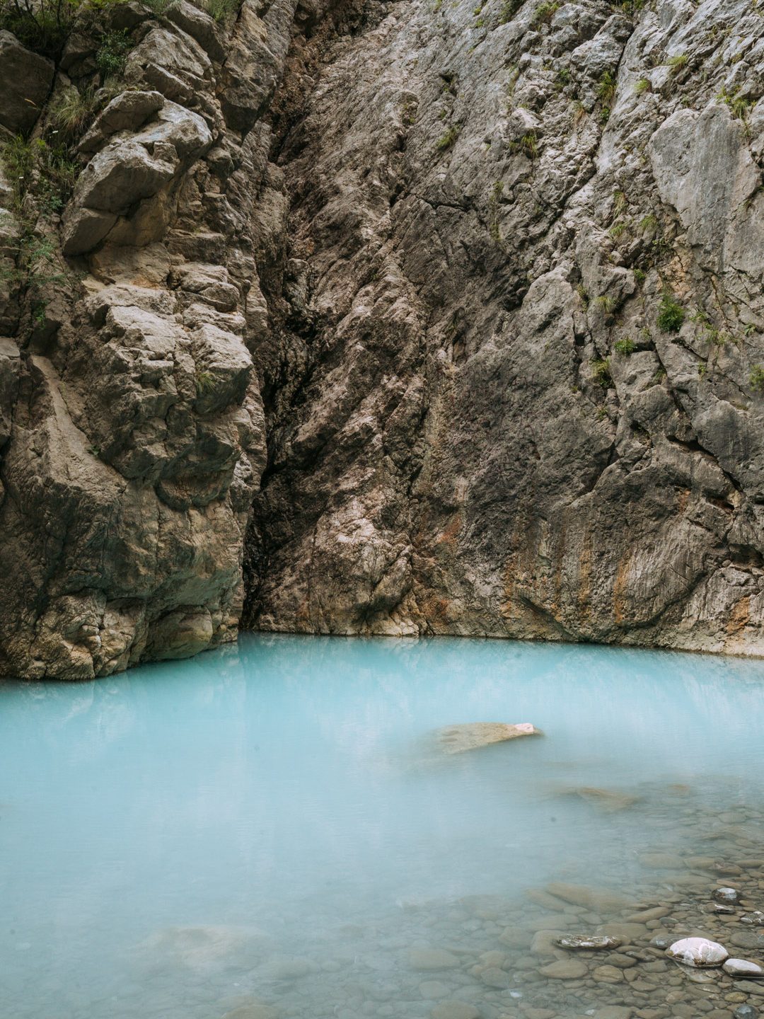 source-chaude-canyon-holta-2